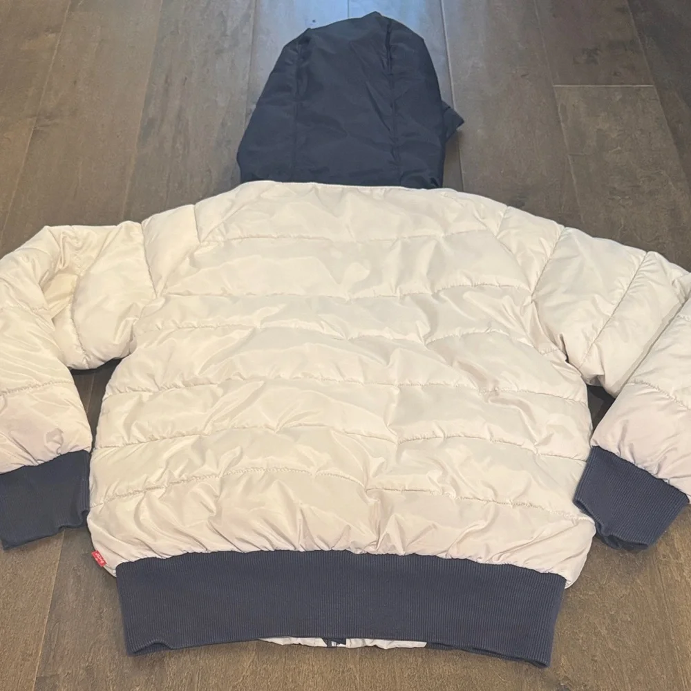 Levis keep your